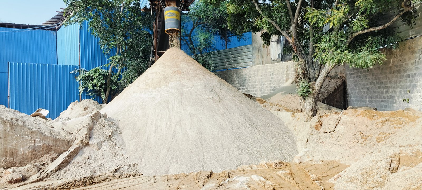 Rajdhani Infra Minerals's Comprehensive Road Building Solutions